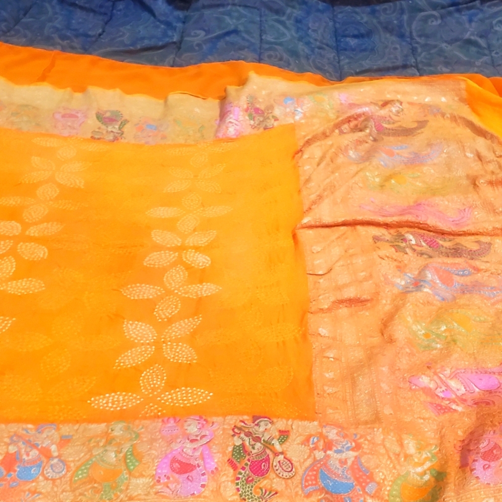 Bandhani Saree (Katan-Kanchipurum Style) Human Figures! Brand new!